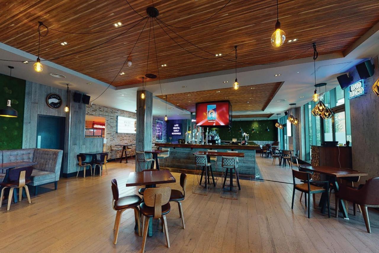 Village Hotel Solihull Exterior foto